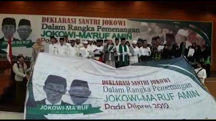 Ribuan Santri Deklarasikan Dukungan Jokowi-Ma’ruf Amin, Ini alasannya…
