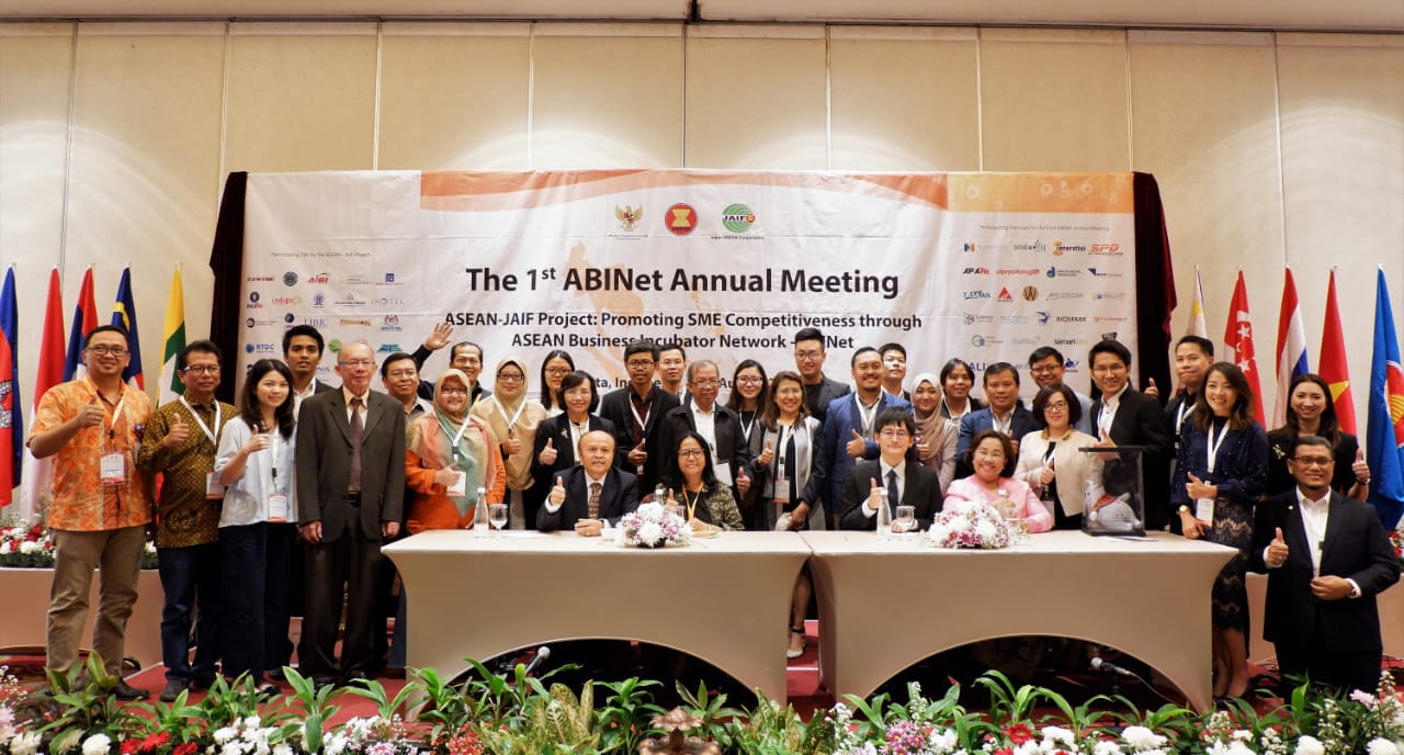 Kemenkop dan UKM Membangun Inovasi UKM Lewat Inkubator Bisnis