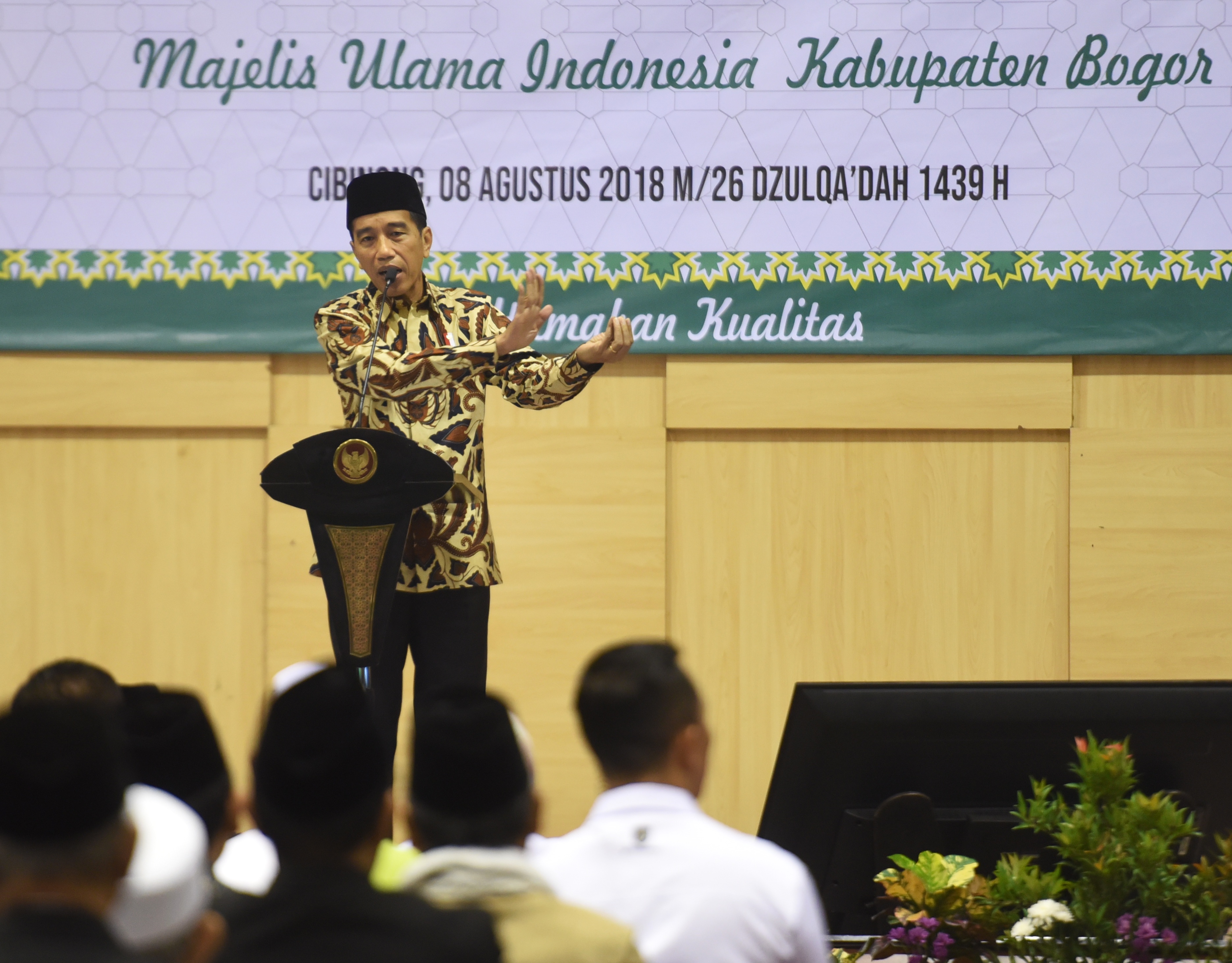 Dituding Tidak Pro Islam, Jokowi: Tiap Minggu Saya ke Pondok Pesantren