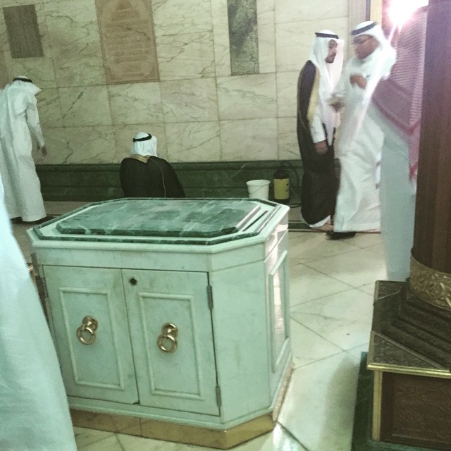 Foto-foto ini Tunjukan Kondisi Dalam Ka’bah