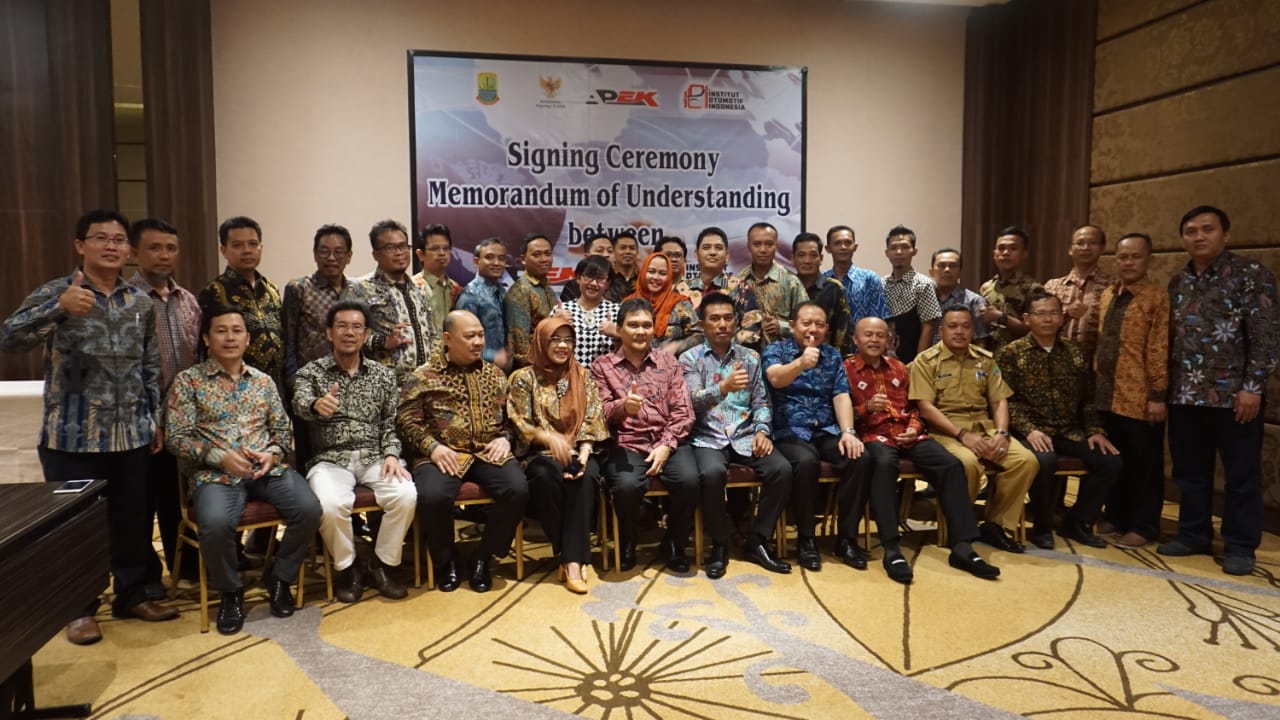 Kemenkop dan UKM Dorong Perkembangan UKM Komponen Otomotif di Karawang