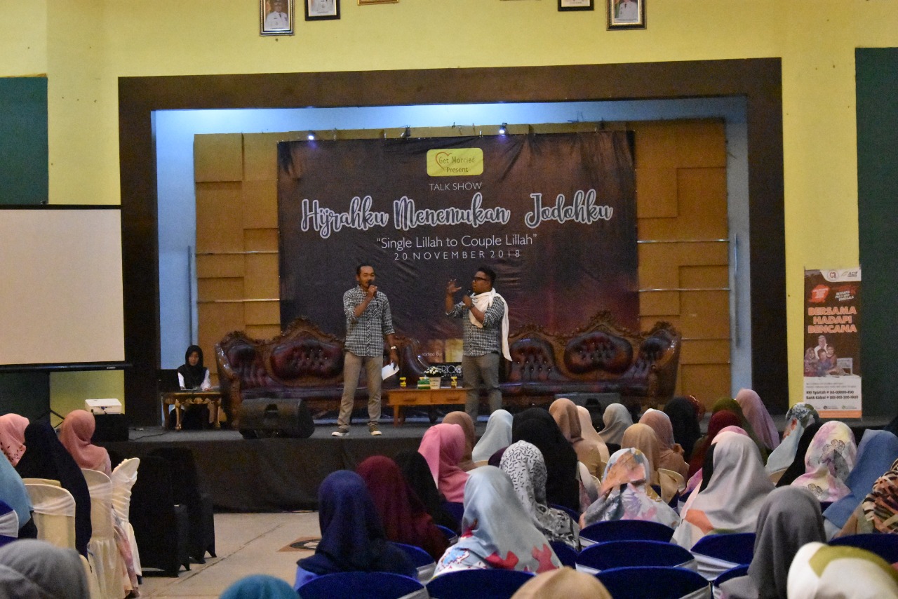 Ajak Pemuda Berhijrah Sekaligus Berbagi lewat Talkshow Motivasi