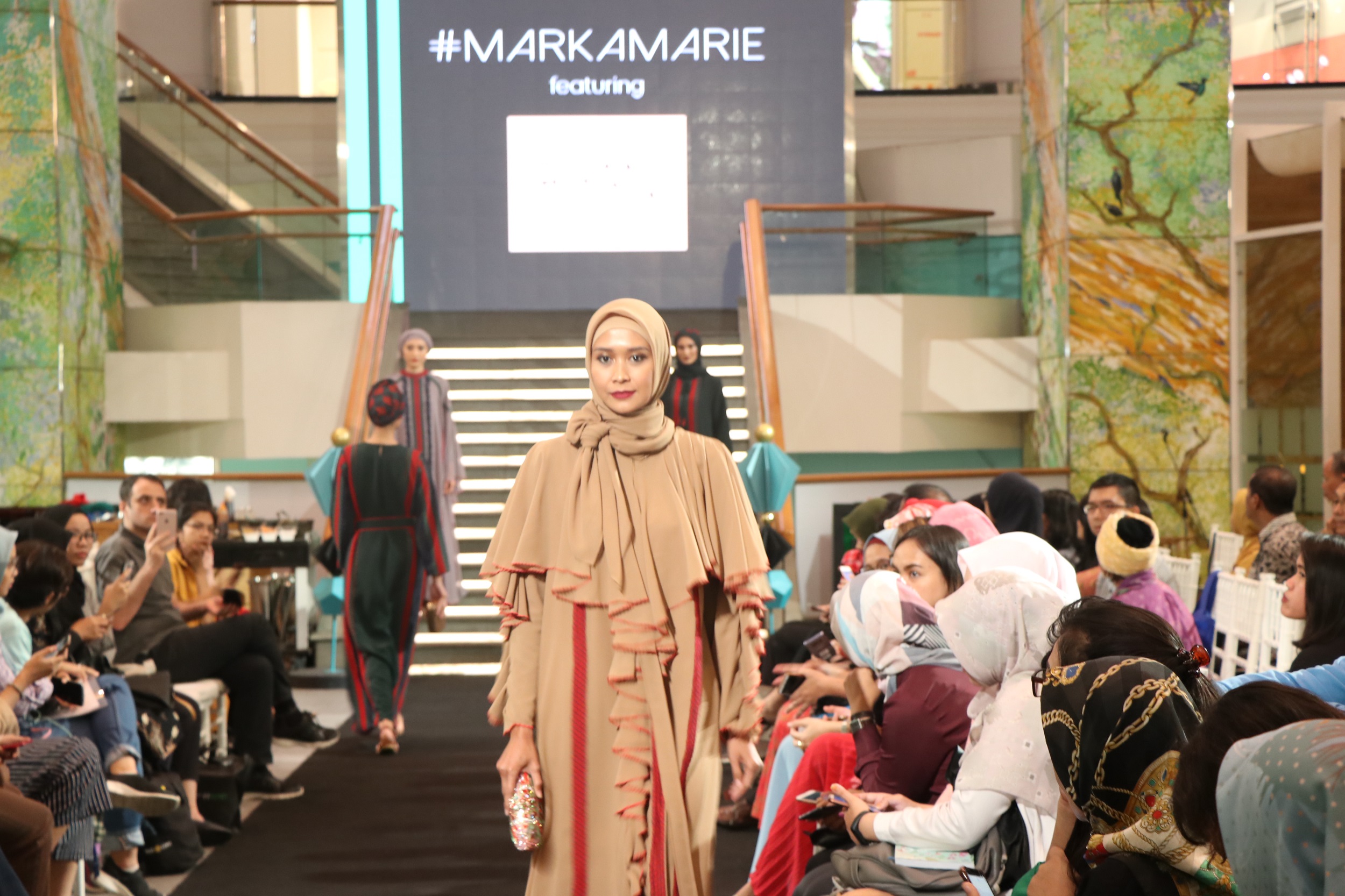 Bekraf Maksimalkan Potensi Indonesia untuk menjadi Kiblat Modest Fashion Dunia