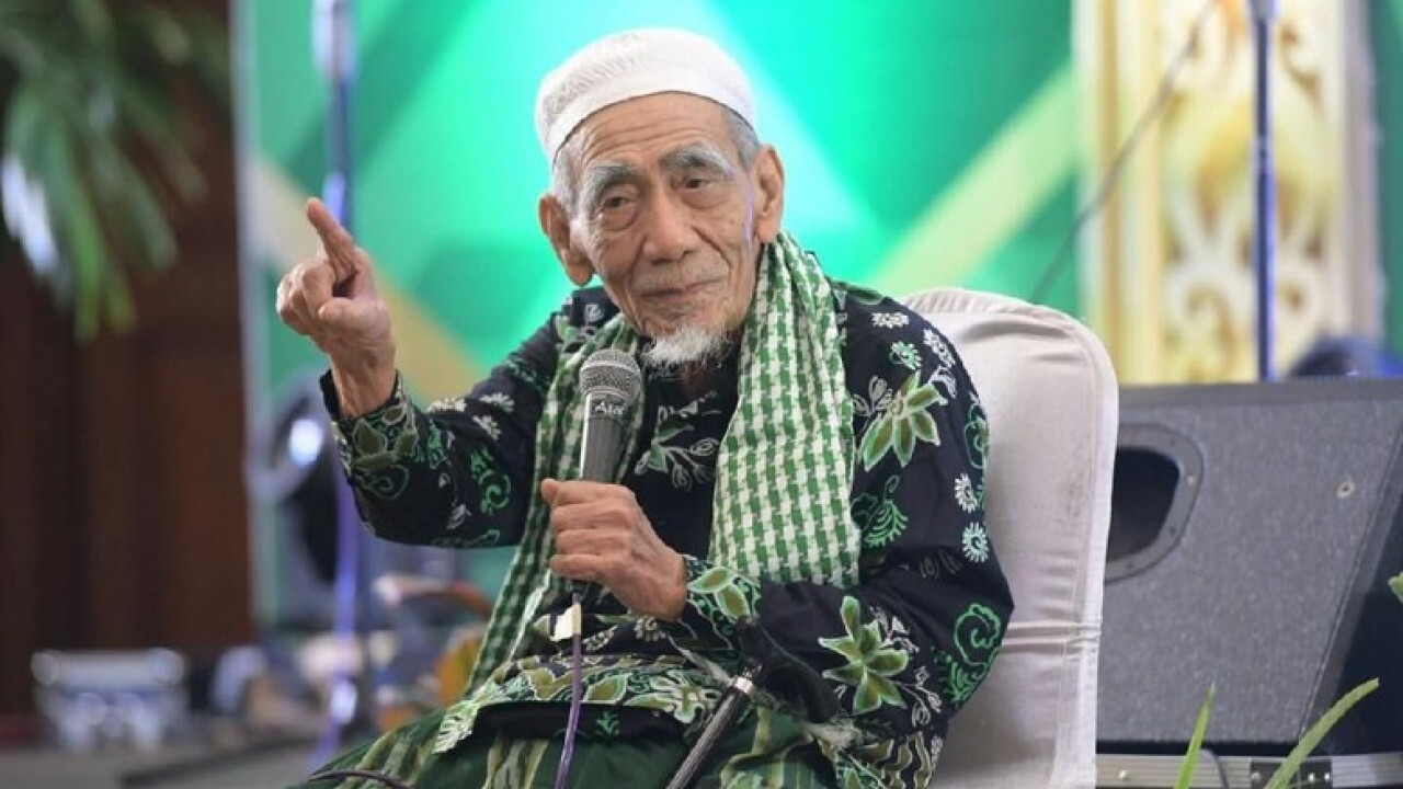 Sekjen PBNU Kenang Mbah Moen sebagai Tokoh Ulama yang Bersahaja