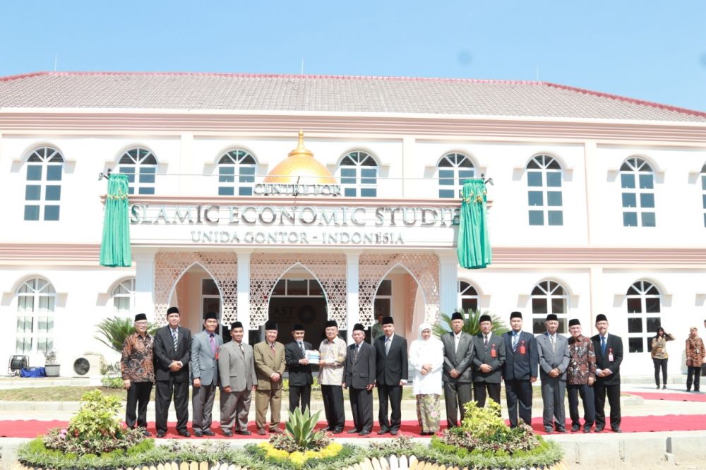 Wapres Jusuf Kalla Resmikan Pusat Studi Ekonomi Islam di Gontor