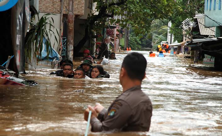 Banjir Melanda, Waspadai 6 Jenis Penyakit Ini