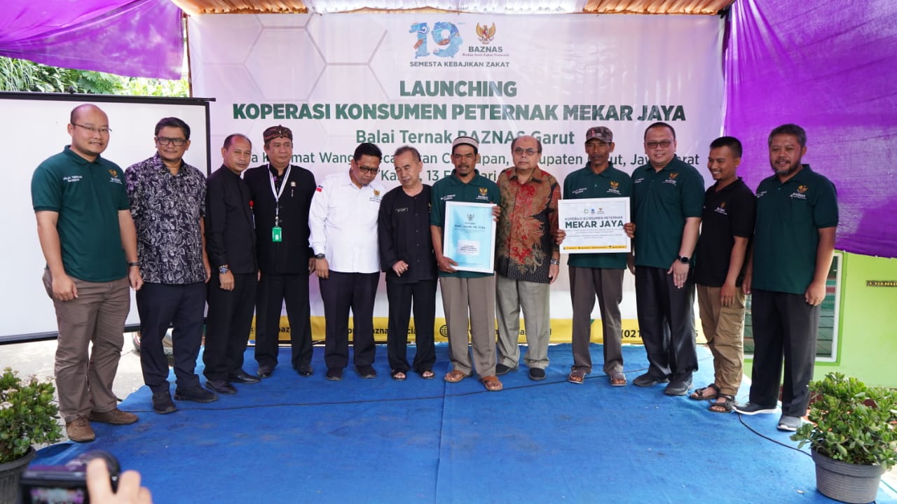 BAZNAS Luncurkan Koperasi Konsumen Peternak Mekar Jaya di Garut