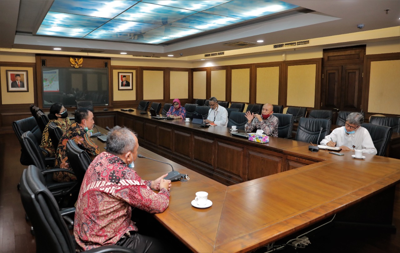 Gandeng Perbarindo, KemenkopUKM Percepat Penyaluran Anggaran PEN Bagi UMKM