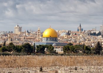 Palestina Tuding Israel Halangi Pengiriman Vaksin Covid-19 ke Gaza