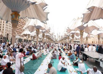 Saudi Larang Pembagian Takjil Selama Ramadhan