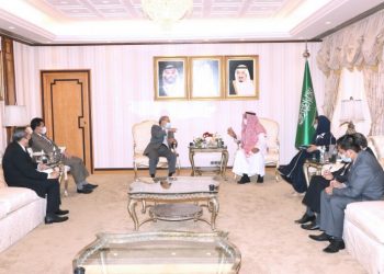 Saudi Masih Kaji Penggunaan Sinovac dan Sinopharm untuk Syarat Umrah