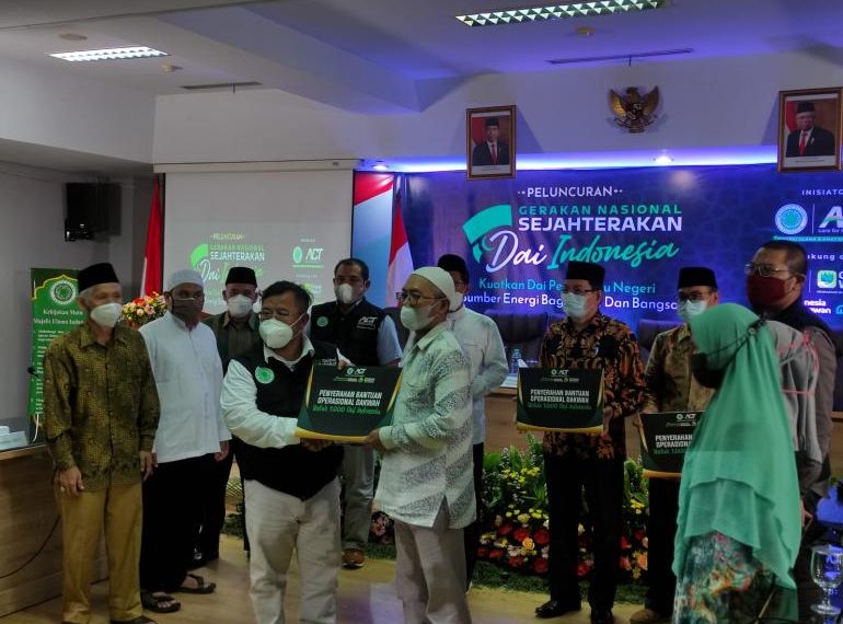 Gerakan Nasional Sejahterakan Dai Indonesia Bentuk Perhatian Umat Kepada Para Pendakwah