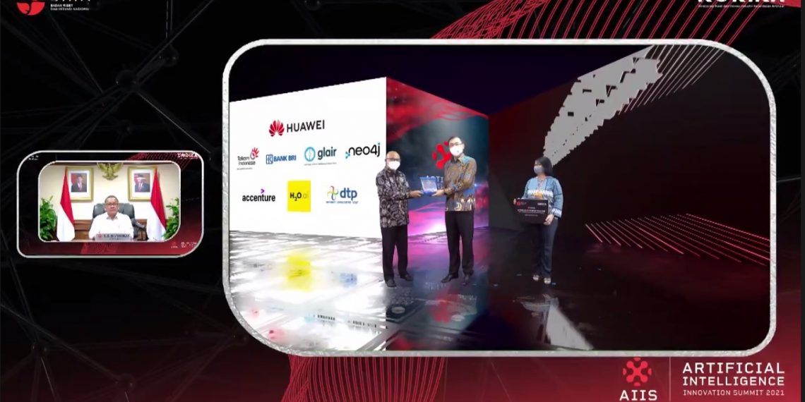 Huawei Indonesia Raih Penghargaan Leading Tech Cloud Company on Indonesia AI Ecosystem