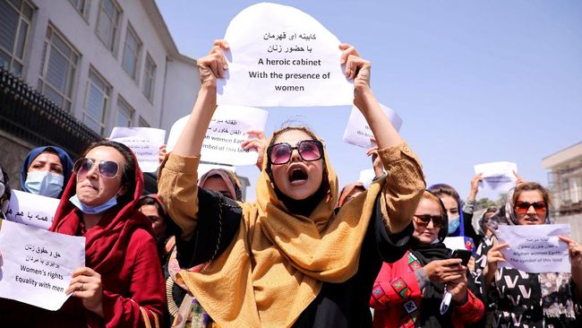 Taliban Larang Stasiun TV Afghanistan Tampilkan Artis Perempuan