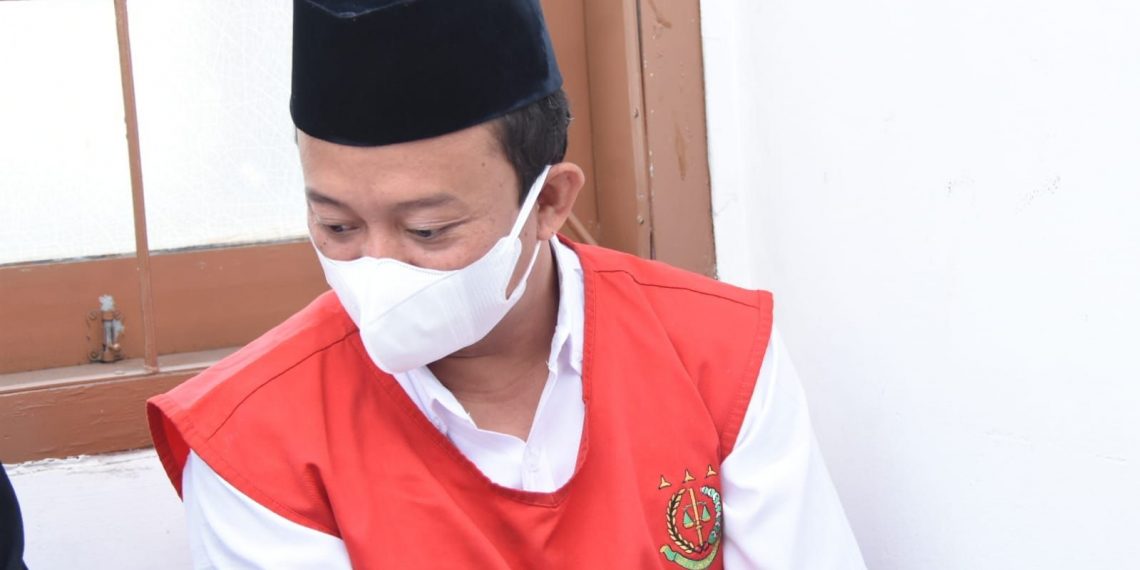 Herry Wirawan Pemerkosa 13 Santriwati di Bandung Dituntut Hukuman Mati