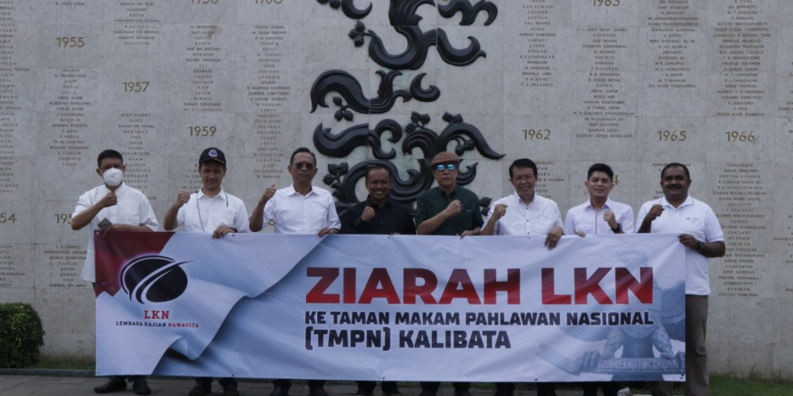 Rangkaian Peluncuran Buku Jenderal Kekaryaan, LKN Ziarah ke TMP Kalibata