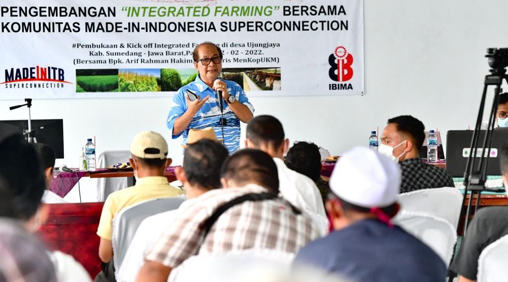 KemenkopUKM dan IBIMA Jalin Kolaborasi Kick-Off Superconnection Integrated Farming di Sumedang