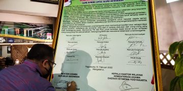 Saksikan Deklarasi Pemuda Lintas Agama DIY, Menag: Perteguh Eksistensi Keragaman Indonesia