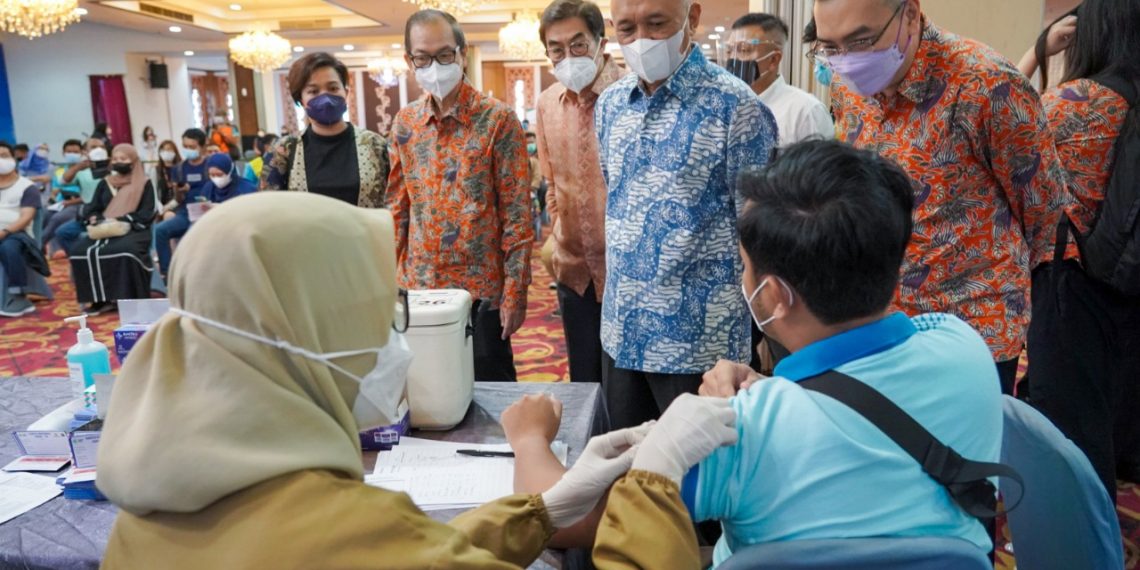 Sentra Vaksinasi Booster Kembali Hadir Di Gedung Smesco