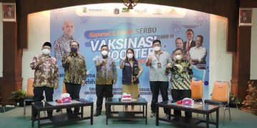 KemenkopUKM, KSP  Nasari, dan PT Pos Indonesia Bersama Gelar Vaksinasi Booster