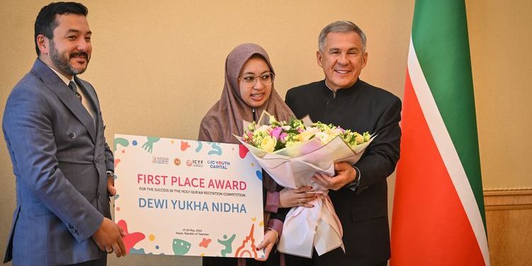 Fakta Dewi Yukha Nida, Hafidzah asal Trenggalek Juara MTQ Internasional Rusia