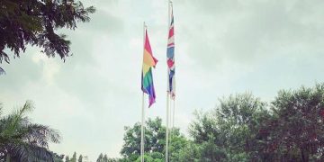Aksi Kedubes Inggris Pasang Bendera LGBT Tuai Banyak Kecaman