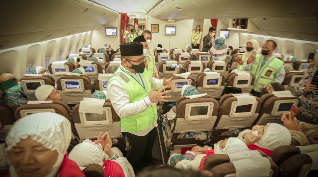 Pesan Menag saat Lepas Kloter Pertama Jemaah Haji Indonesia
