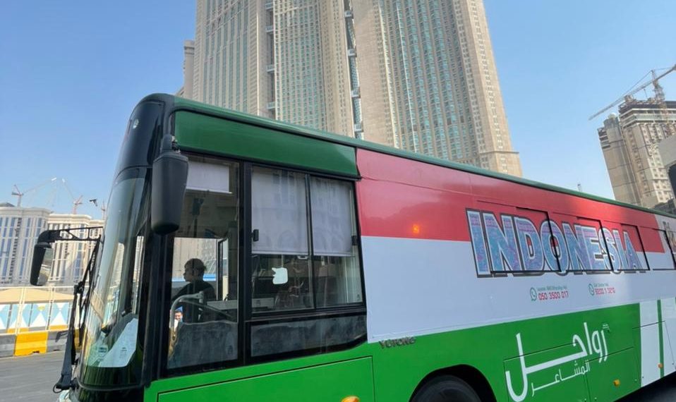 Bus Shalawat dan Petugas Siap Layani Jemaah di Makkah