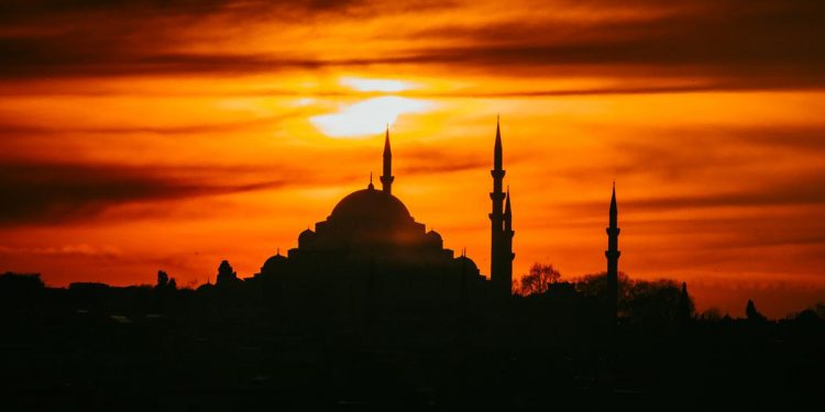 Di Balik Penamaan Hari Tasyriq, Sunnah, dan Larangannya