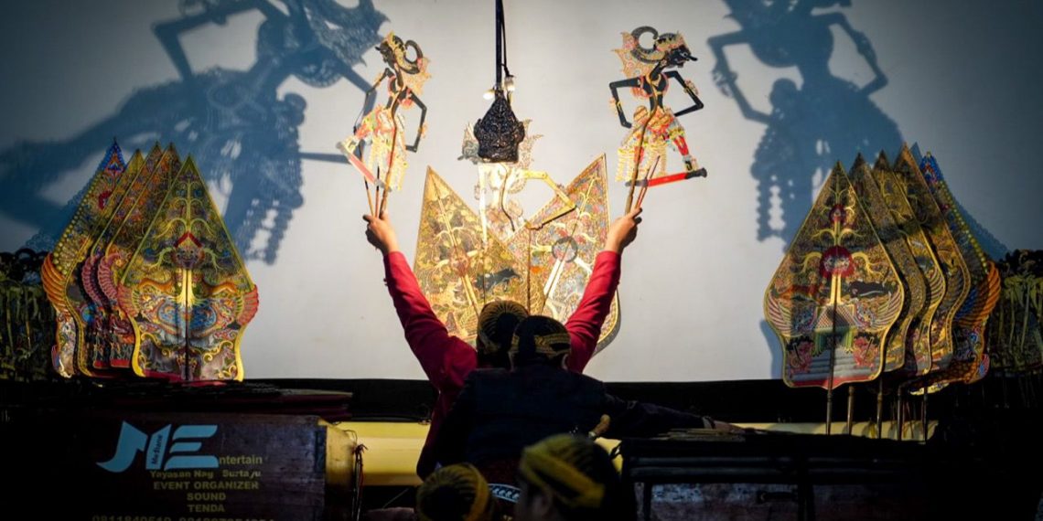 MenKopUKM Dorong Pedagang Mie Bakso Onboarding Digital