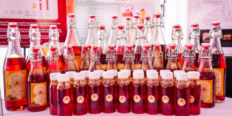 Minyak Makan Merah Segera Beredar Selepas Uji Coba Rampung Januari 2023