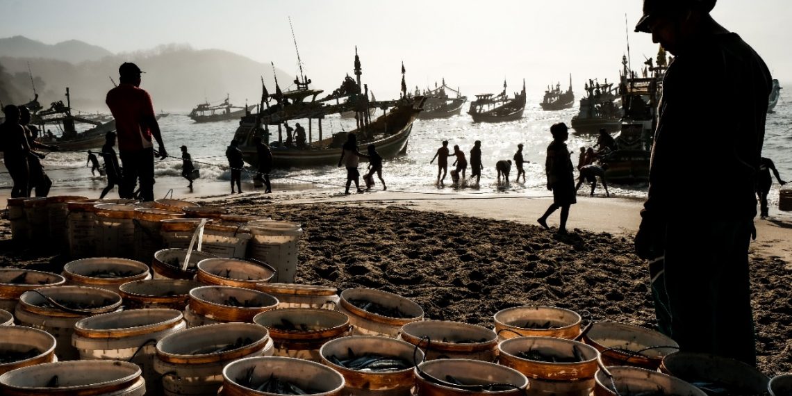 Program Solar untuk Koperasi Nelayan Siap Uji Coba di Surabaya