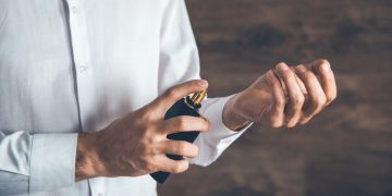 Bolehkah Memakai Parfum Beralkohol Ketika Shalat?