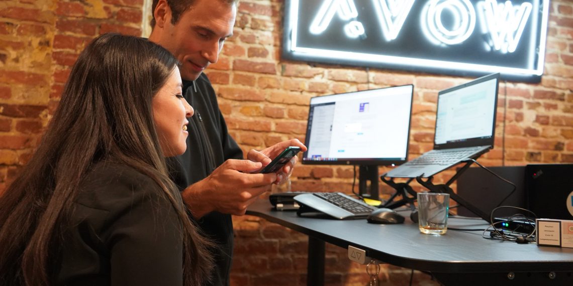 AVOW Resmi Menjadi Agensi Xiaomi Kawasan Asia Tenggara