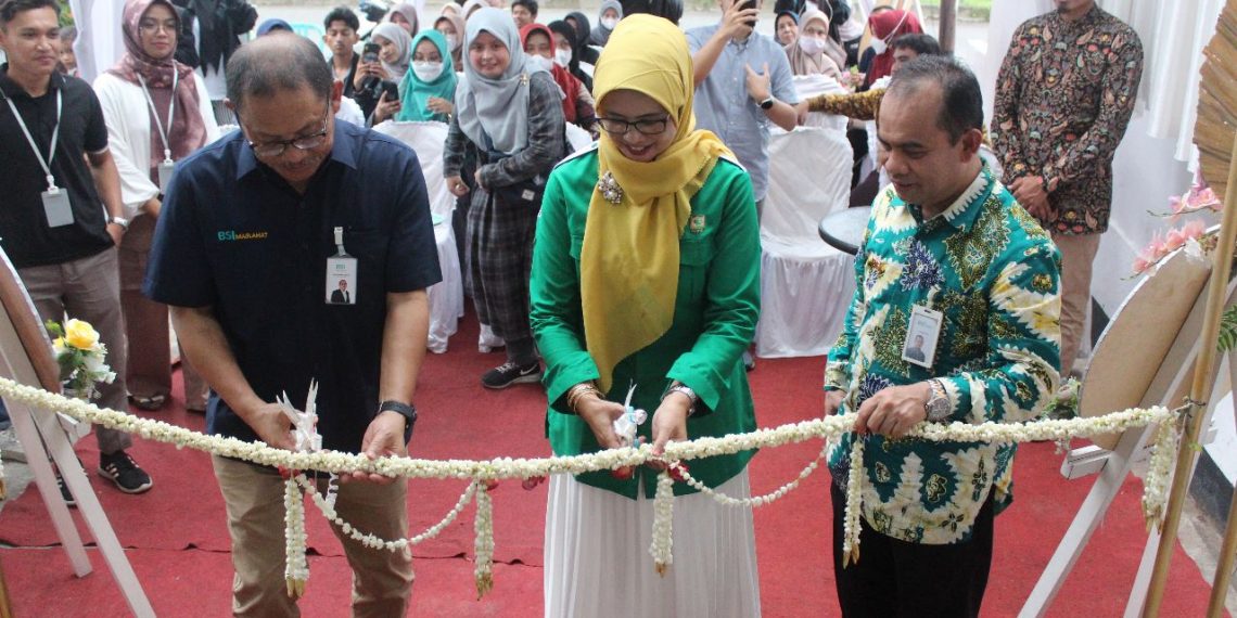 BSI Maslahat Launching Outlet UMKM BSI Maslahat Sociopreneur Universitas Andalas