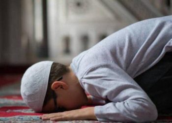 Pernah Tertidur Ketika Salat? Awas, Tidur Bisa Membatalkan Wudu dan Salat Lho