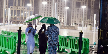 Jangan Resah! Hujan Membawa Berkah Bukan Musibah