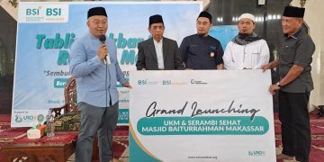 BSI Bersama BSI Maslahat Luncurkan UKM dan Serambi Sehat Masjid Baiturrahman Makassar