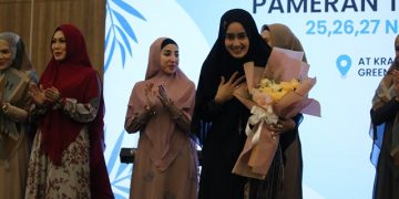 Ikuti Pameran Tour & Travel, HSR Muslim Beauty Of Syar’I Tawarkan Ragam Busana Saat Perjalanan Umrah dan Wisata Religi