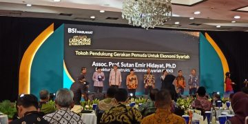Direktur INSIS KNEKS Raih Penghargaan Tokoh Pendukung Gerakan Pemuda Eksyar