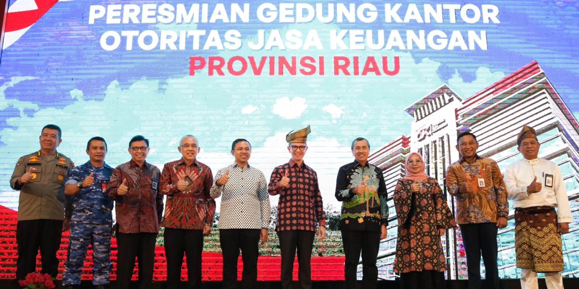 OJK Resmikan Kantor OJK Provinsi Riau