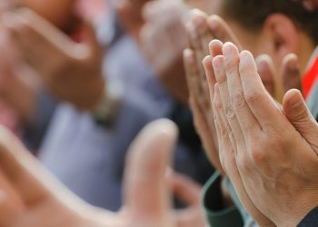 Lakukan hal ini, Agar Doa Kita Dikabulkan Allah SWT