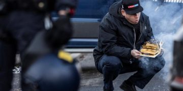 Iran Panggil Utusan Swedia, Denmark atas Penistaan Quran