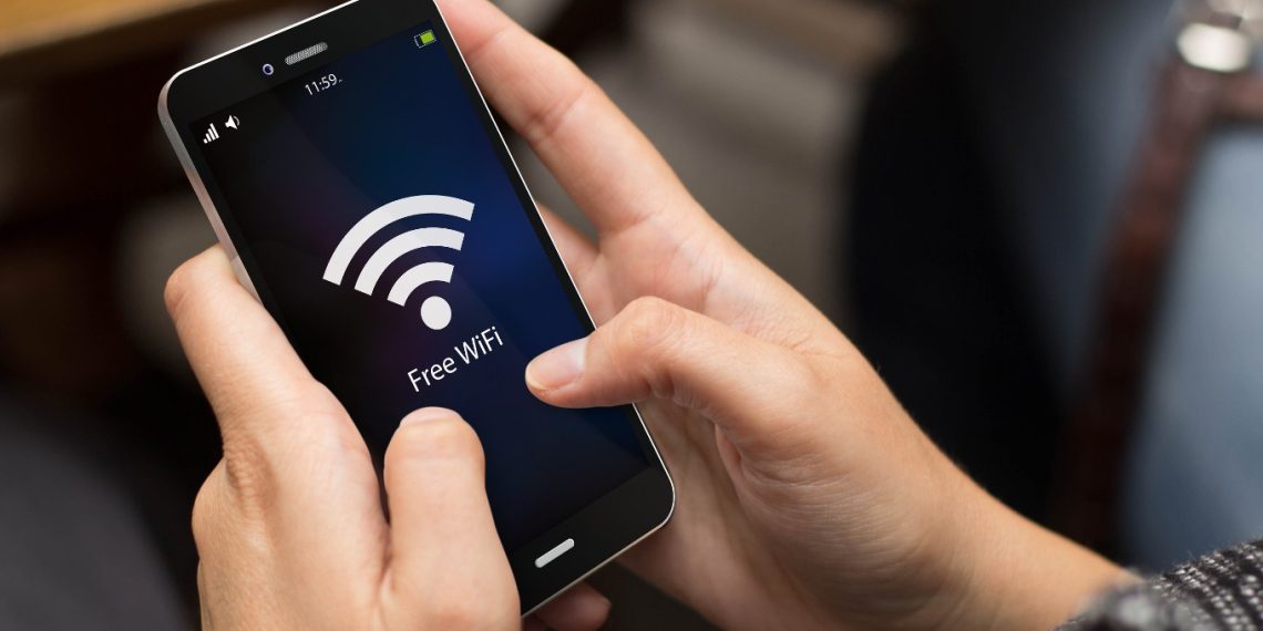 Menggunakan Wifi Tetangga Tanpa Ijin, Bagaimana Hukumnya?