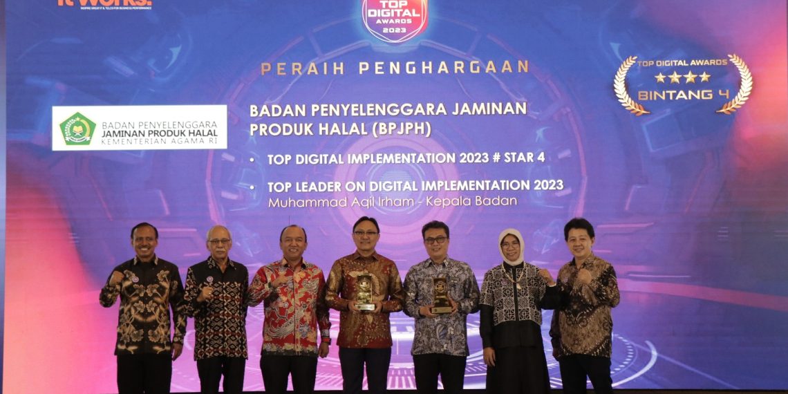 Punya SIHALAL, BPJPH Kemenag Sabet Dua Penghargaan Top Digital Awards 2023