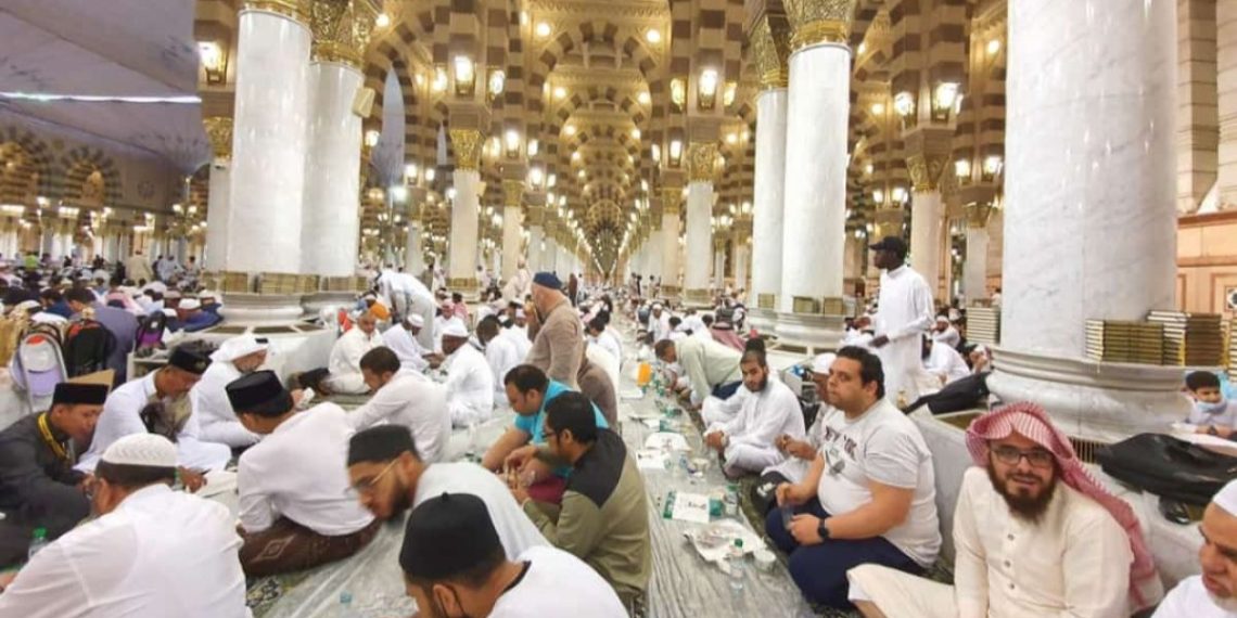 Sambut Ramadhan, Masjid Nabawi Siapkan 8,5 Juta Paket Iftar untuk Jemaah