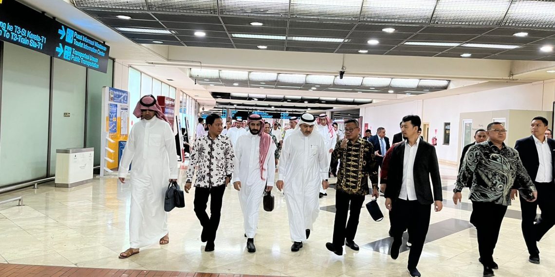Saudi Tinjau Kesiapan Layanan Fast Track Jemaah Haji di Bandara Soeta