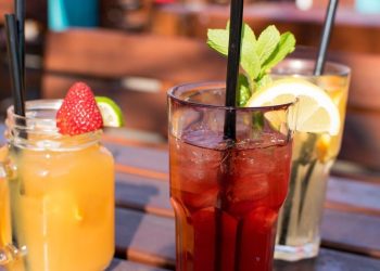 7 Masalah Kesehatan Akibat Sering Mengkonsumsi Minuman Manis