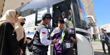 Cuaca Madinah Panas, Jemaah Haji Jangan Jalan dengan Kaki Tanpa Alas