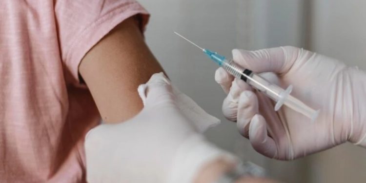 Kenapa Jemaah Haji Umrah Wajib Suntik Meningitis Sebelum ke Tanah Suci?